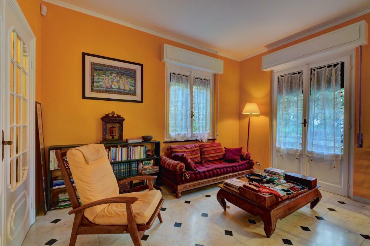 B&B La Rosa Segreta Genoa Exterior photo