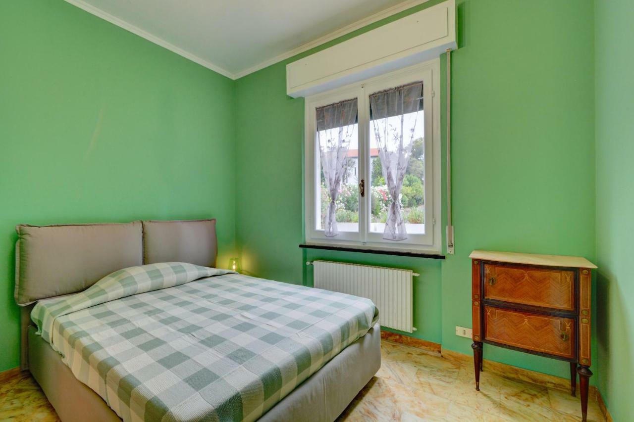 B&B La Rosa Segreta Genoa Exterior photo